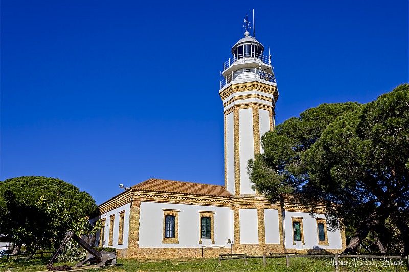 El Picacho Lighthouse
Keywords: Atlantic Ocean;Spain;Andalucia;Huelva;Rio Odiel;Mazagon