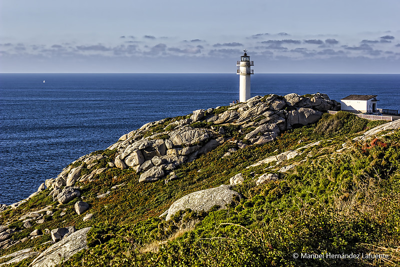Punta Roncadoira Lighthouse
Keywords: Atlantic Ocean;Cantabrian Sea;Spain;Galicia;Xove