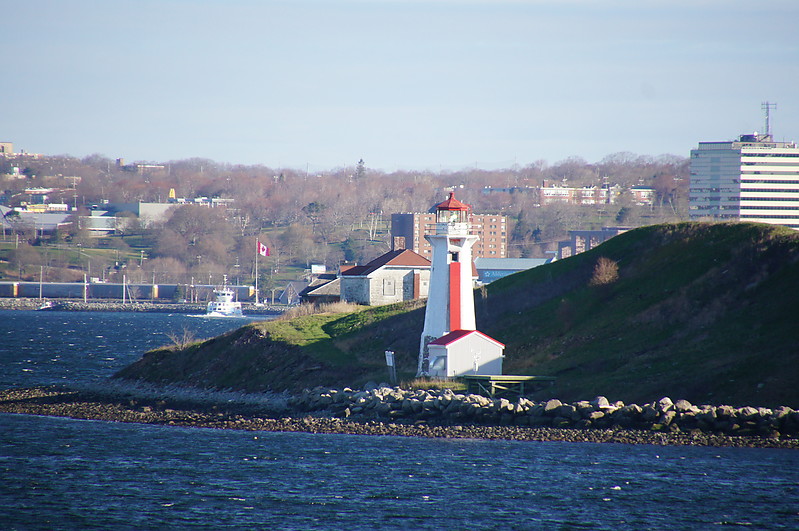 Nova Scotia / George's Island Lighthouse
Halifax harbor, Nova Scotia
Keywords: Nova Scotia;Canada;Atlantic ocean;Halifax