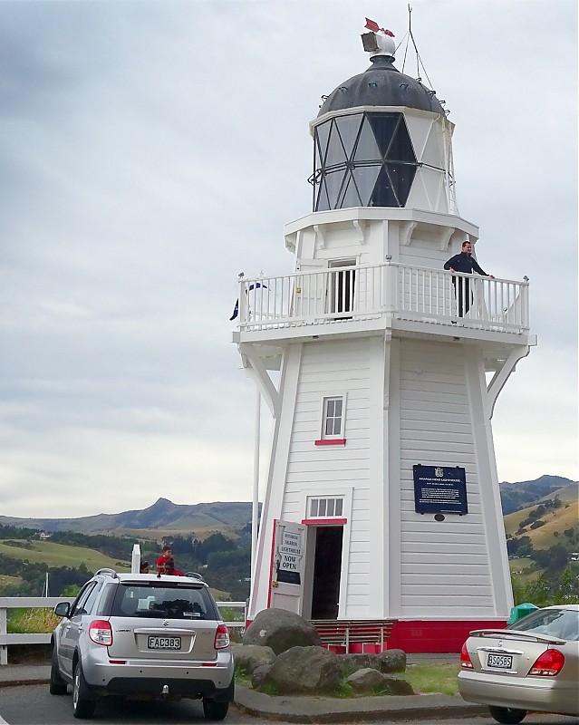 Akaroa Head Lighthouse
Akaroa Head lighthouse was once located on the headland of Akaroa Heads. In 1977 the lighthouse was replaced by a 3 metre fibreglass tower with an automated light. On the 2nd of August in 1980, Akaroa Head Lighthouse was moved to its current location at Cemetery Point by the Akaroa Lighthouse Preservation Society.

Akaroa Head lighthouse has been inactive since 1977 but is sometimes lit on holidays, special occasions and when a cruise ship anchors in Akaroa Harbour.
Keywords: Akaroa;New Zealand;Pacific Ocean
