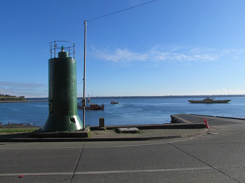 Chacao Harbour - Ferry Pier Light
Located in Chacao, Chiloe Island, Lakes Region in Chile
Keywords: Chile;Chacao Channel