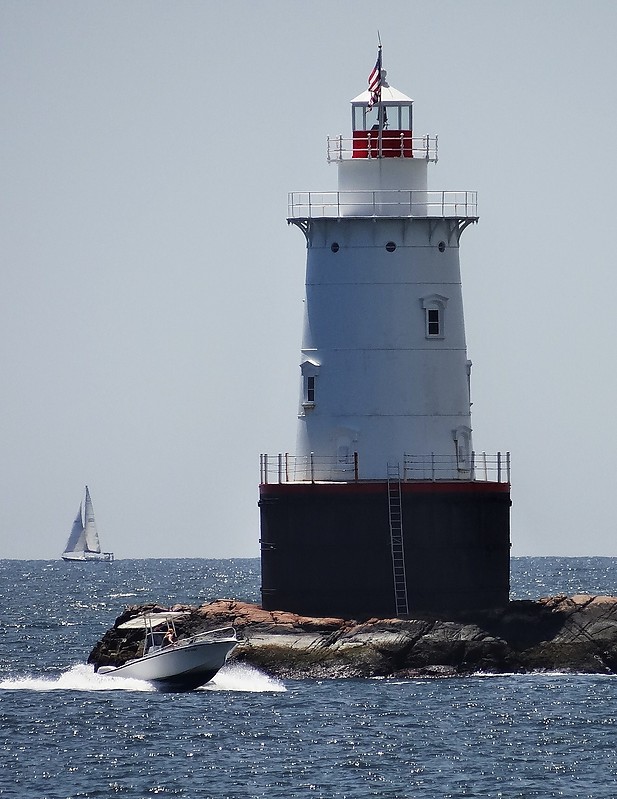 Rhode island / off Little Compton /  Sakonnet lighthouse
Cast iron tower
Keywords: United States;Rhode island;Atlantic ocean;Offshore
