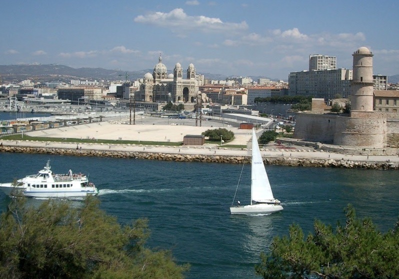 Marseille / Fort Saint-Jean / Tour du Fanal lighthouse
Keywords: France;Marseille;Mediterranean sea