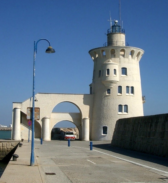 Puerto Sherry lighthouse
Keywords: Atlantic Ocean;Spain;Andalucia;Bahia de Cadiz;Puerto Sherry;El Puerto de Santa Maria