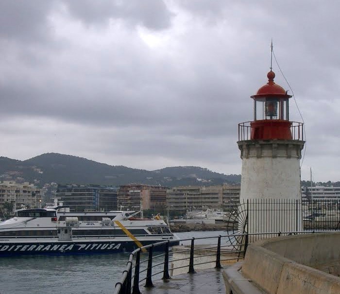 Puerto de Ibiza / South breakwater Head lighthouse
AKA Dique de Abrigo; Escullera lighthouse
Keywords: Spain;Ibiza