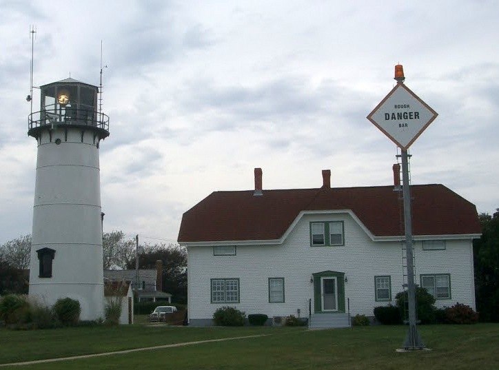 Massachusetts / Chatham lighthouse  and Inlet Bar Guide Light
Keywords: Massachusetts;Cape Cod;Chatham;United States;Atlantic ocean