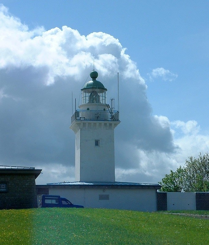 Normandy / Ver sur Mer lighthouse
Keywords: Ver-sur-Mer;Normandy;France;Baie de Seine