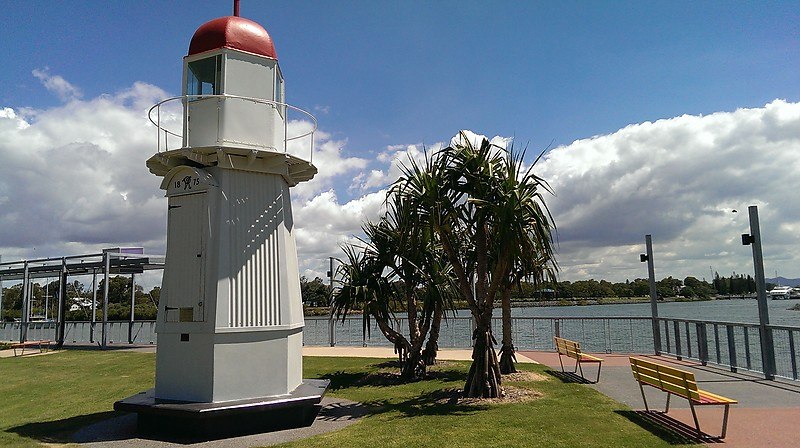 Little Sea Hill Lighthouse
Keywords: Australia;Queensland;Tasman sea;Gladstone