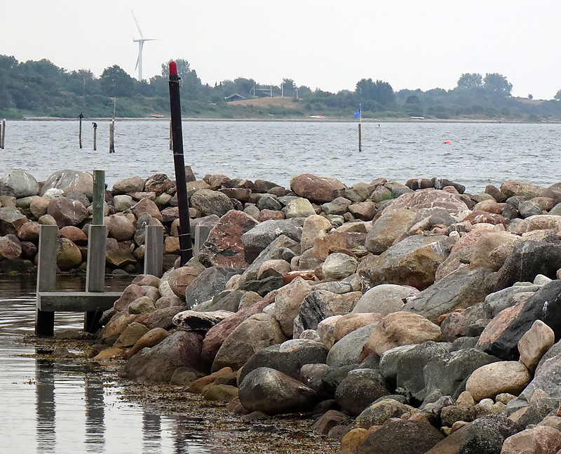 Lohals Havn / Pleasure boat Harbour / W Mole Head light
Keywords: Denmark;Baltic Sea;Langeland;Great Belt