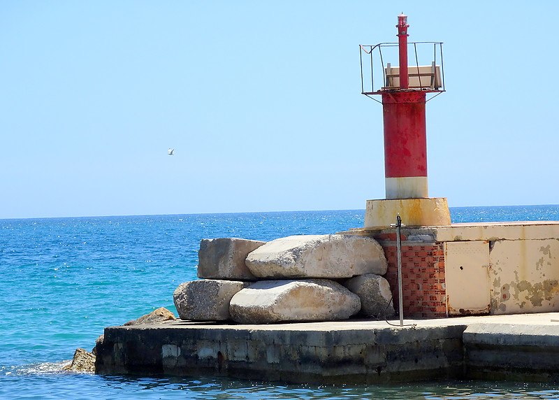 El Portet / 	Inner Breakwater Head light
Keywords: Mediterranean sea;Valencia;Spain