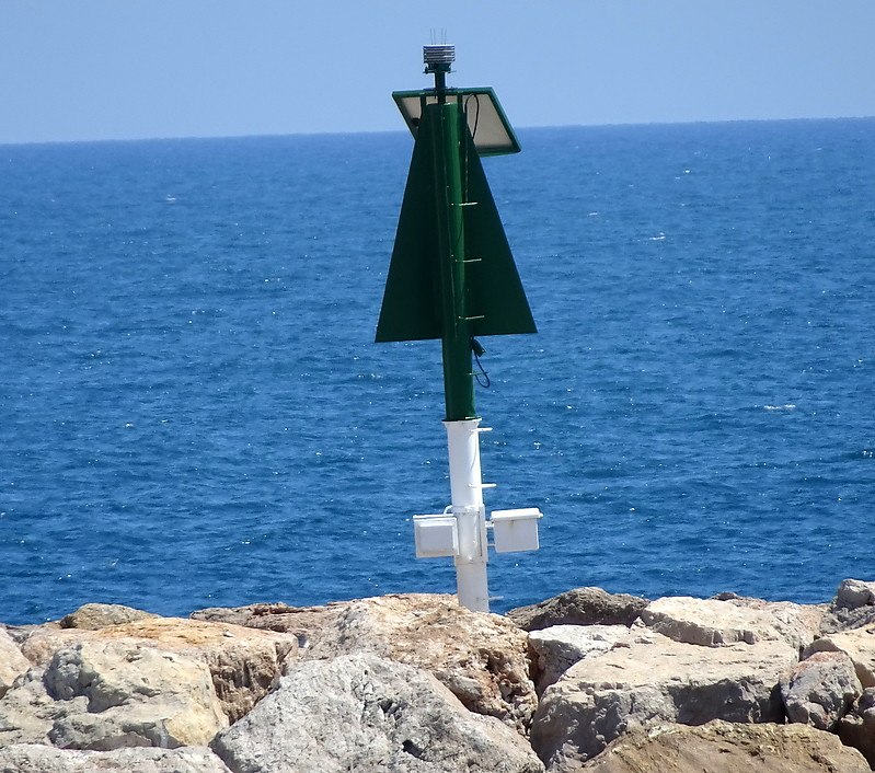 Puerto de Tarragona / Breakwater Head light
Keywords: Spain;Catalonia;Tarragona;Mediterranean sea