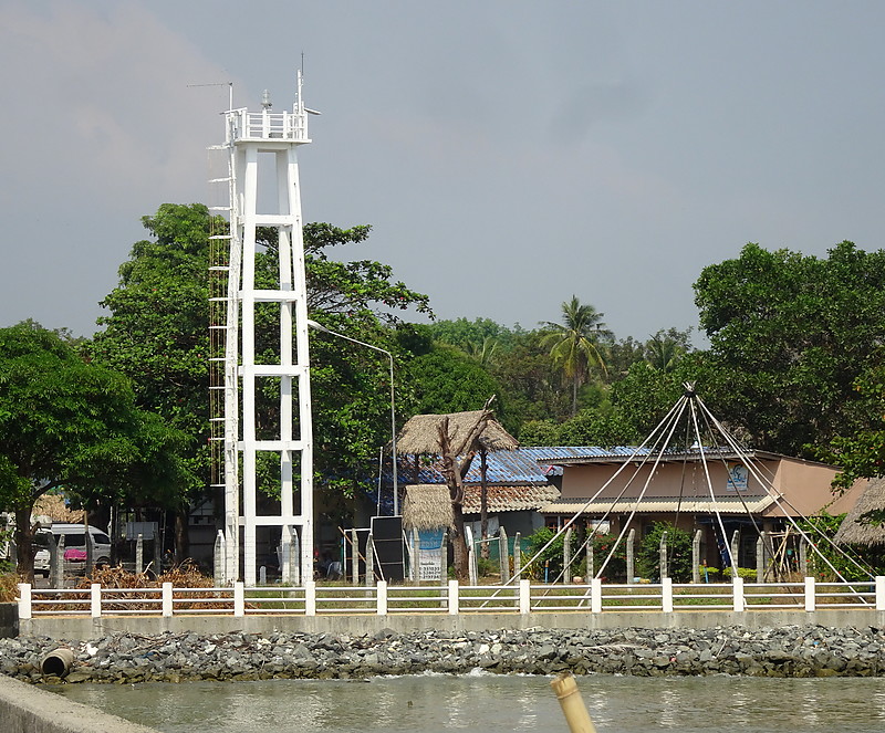 Trat / Laem Nam lighthouse
Keywords: Thailand;Gulf of Thailand;Trat