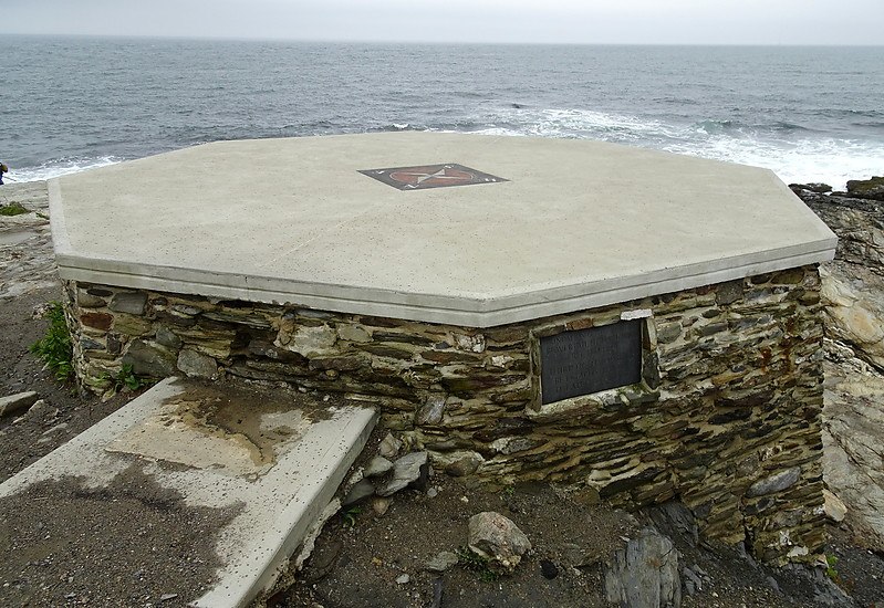 Rhode island / Beavertail lighthouse / Foundation of first light
Keywords: United States;Atlantic ocean;Rhode Island