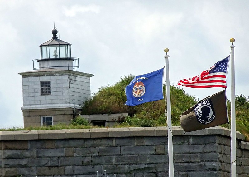 Massachusetts / Clarks Point lighthouse
Keywords: Buzzards bay;United States;Massachusetts;New Bedford