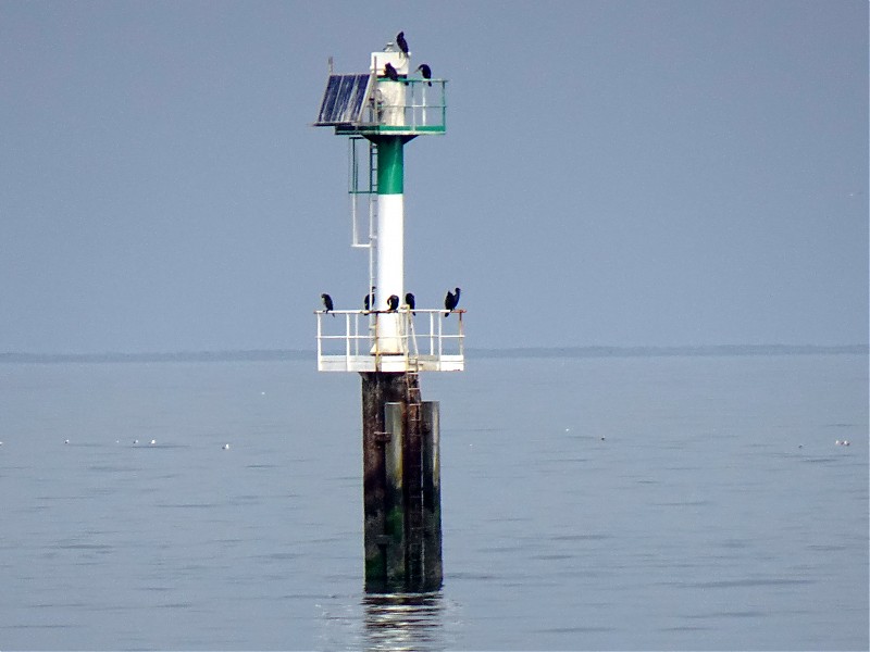 Dives-sur-Mer / Access Channel  light No 5
Keywords: France;English channel;Normandy;Offshore