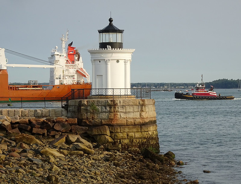 Maine / Portland Breakwater lighthouse
Keywords: Maine;Portland;Atlantic ocean;United States