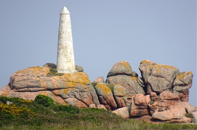 Brittany / Ile de Bréhat / Pillar of Salt beacon
Keywords: France;Brittany;English Channel;Ile de Brehat;Daymark