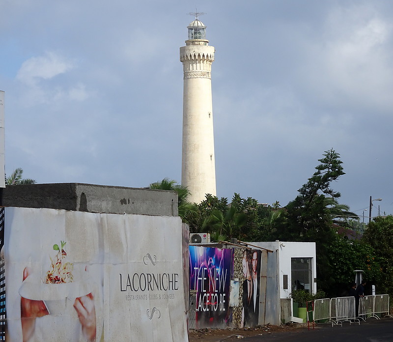 El Hank lighthouse
Siren(3) 120s
Keywords: Morocco;Atlantic ocean;Casablanca