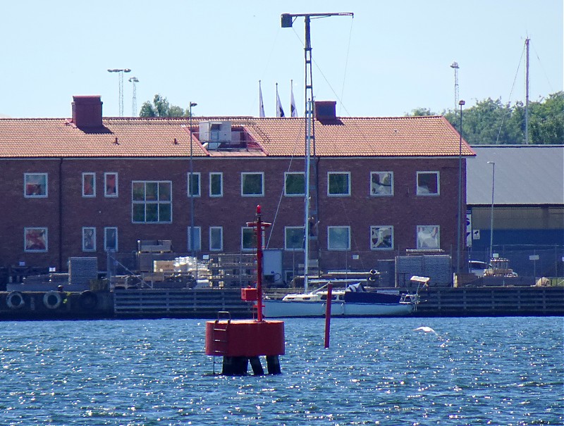 Sölvesborg / Sölvesborgrännan W Side Sbg 16 light
Keywords: Sweden;Baltic Sea;Solveborg;Offshore