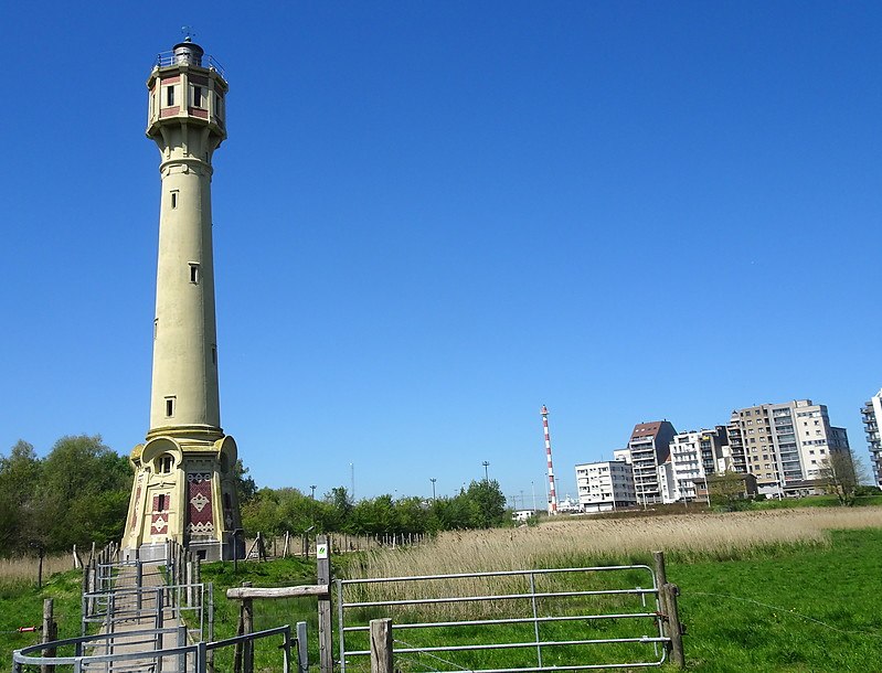 Zeebrugge / Old Heist lighthouse (Rear Range)
Keywords: Heist;Belgium;North sea;Zeebrugge