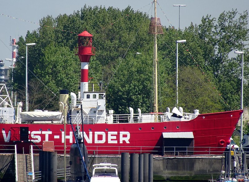 Zeebrugge / Lightship West-Hinder II
Keywords: Belgium;North Sea;Zeebrugge