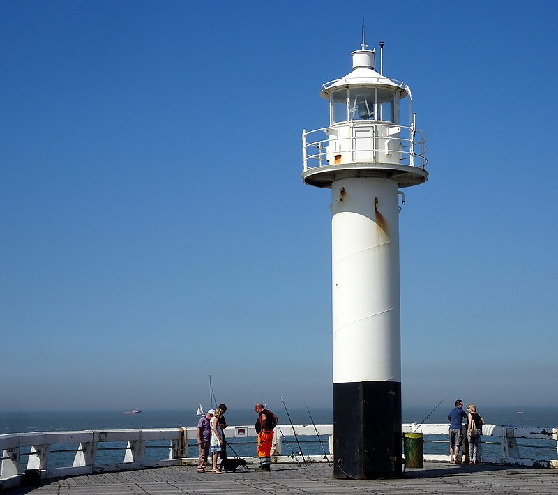 Blankenberge / East Mole lighthouse
Keywords: Belgium;Blankenberge;North Sea