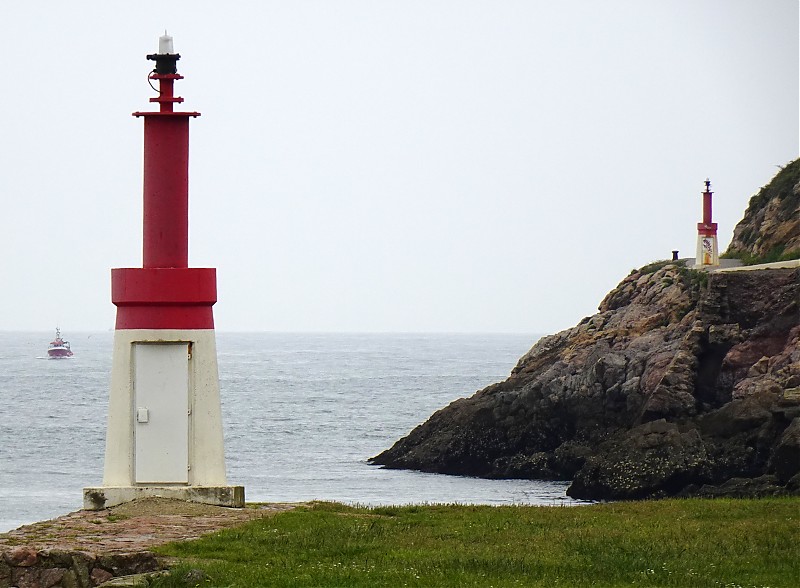 Ría de Avilés/ N Breakwater / El Arañon light No 4
Keywords: Spain;Bay of Biscay;Asturias;Aviles