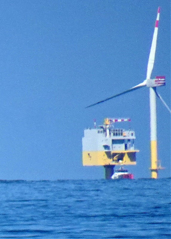 Nordegründe / Wind Farm NG0 Platform light
Keywords: Germany;Weser;Niedersachsen;Bremerhaven;North sea;Offshore