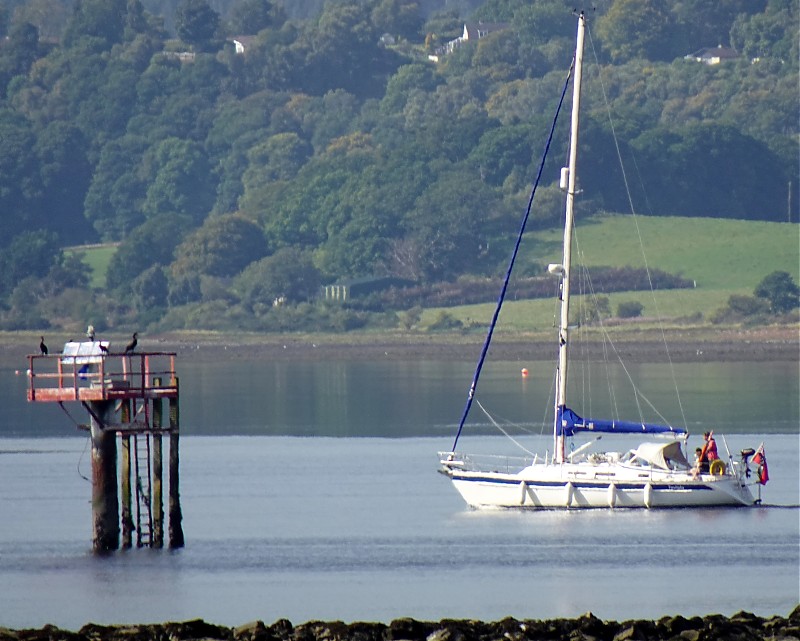 Inverness Harbour / River Ness / Outer Beacon light
Keywords: Scotland;Inverness;North Sea;United Kingdom