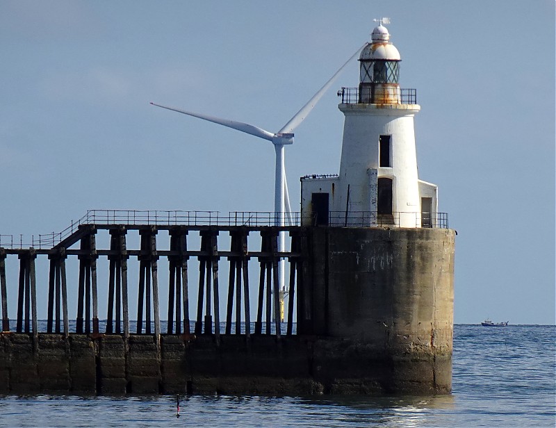 Blyth Harbour / E Pier Head  light
Keywords: England;North Sea;Blyth;United Kingdom