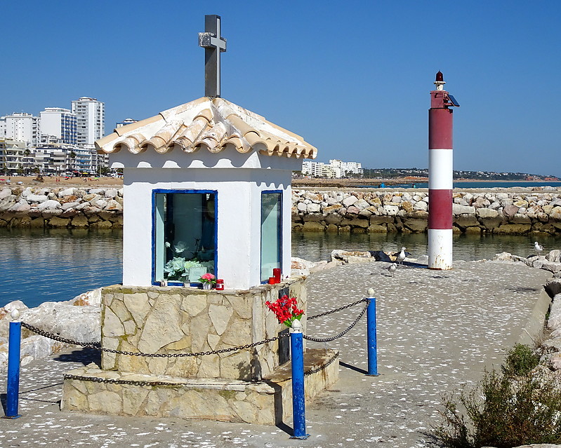 Quarteira / Espor?o light
Keywords: Portugal;Algarve;Atlantic ocean;Quarteira