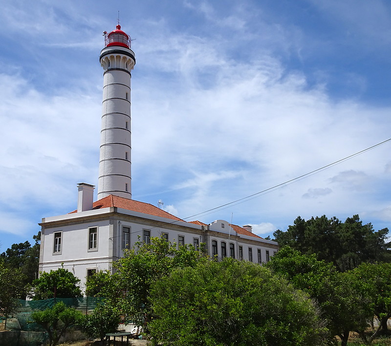 Vila Real de Santo António lighthouse
Keywords: Vila Real de Santo Antonio;Portugal;Algarve;Atlantic ocean
