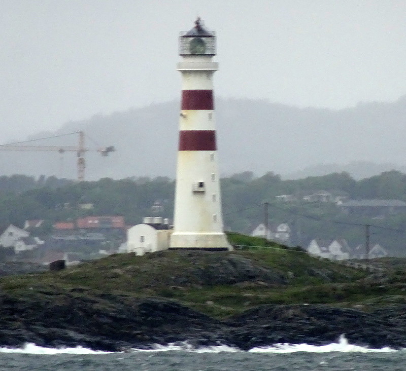  Oksøy lighthouse
Keywords: Kristiansand;Vest-Agder;Norway;North Sea