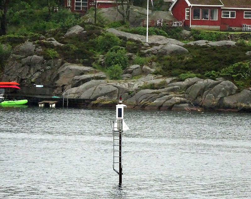 Skotholmbåen light
Keywords: Norway;North sea