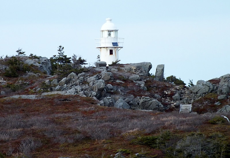 Newfoundland / Bay Bulls lighthouse
AKA Bull Head
autorship: Brigitte Adam, Berlin
Keywords: Canada;Newfoundland;Atlantic Ocean