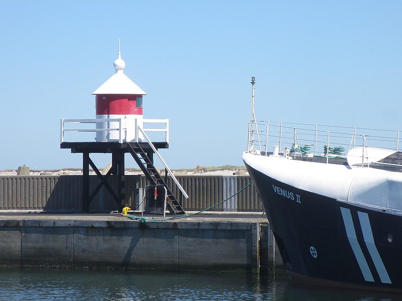 Midtjylland / Thyboron Tange Lighthouse
Keywords: North Sea;Thyboron;Denmark