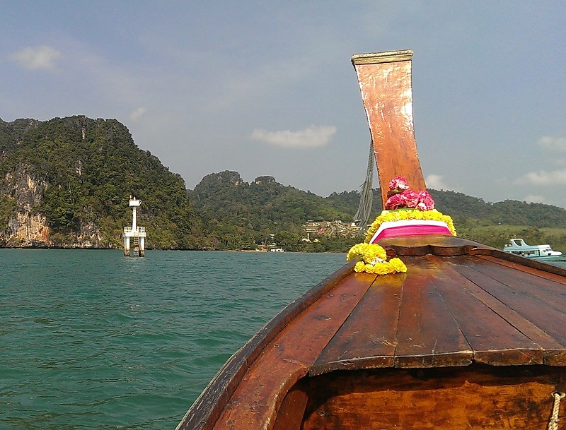 Southern Thailand / Mae Nam Krabi Entrance light No 5
Keywords: Thailand;Krabi;Andaman sea;Offshore