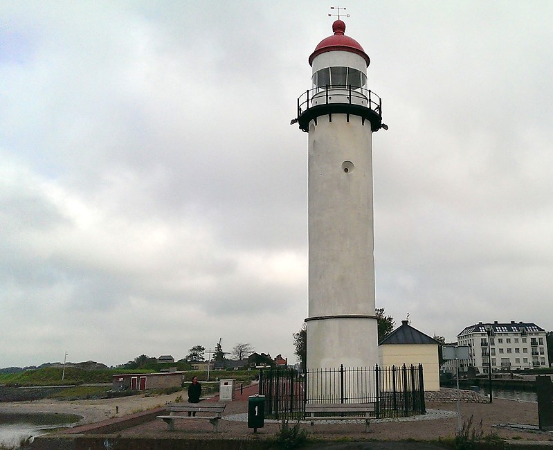 Hellevoetsluis Lighthouse
Keywords: Haringvliet;Netherlands;North sea