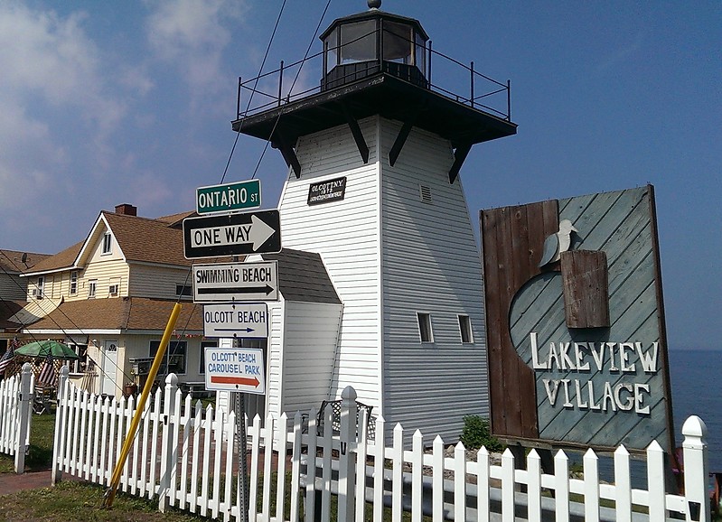 New York / Olcott lighthouse (replica)
Keywords: New York;Olcott;Lake Ontario;United States