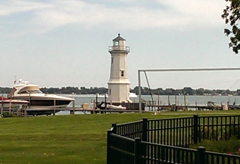 Michigan / Grosse Ile / North Channel Range Front lighthouse
Keywords: Detroit river;Detroit;Michigan;United States