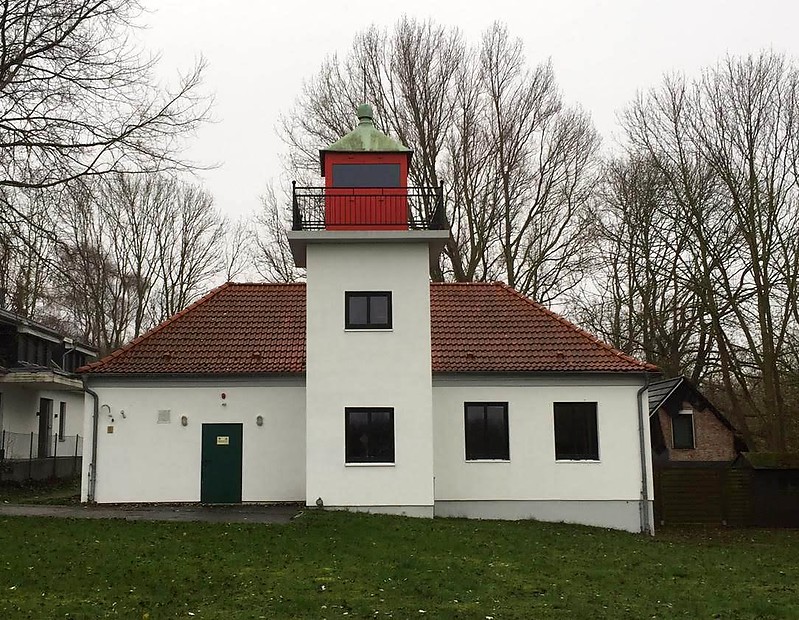Mecklenburg-Vorpommern / Gollwitz Nord lighthouse
autorship: Brigitte Adam, Berlin
Keywords: Germany;Mecklenburg-Vorpommern;Baltic Sea;Gollwitz