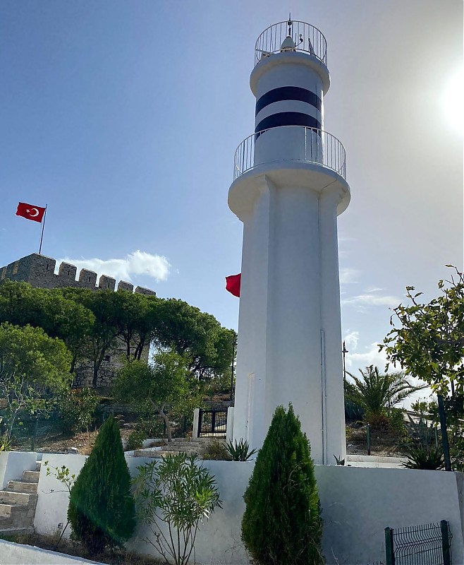 Kuşadası / Güvercin Adası lighthouse
Picture: Andreas Koehler, Leipzig
Keywords: Turkey;Aegean sea