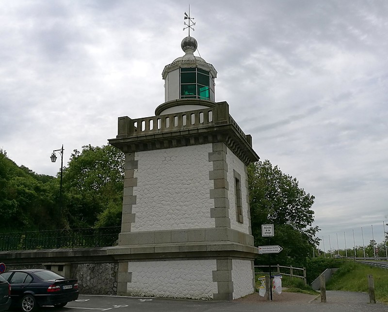 Honfleur / Falaise des Fonds lighthouse
AKA Le Butin
Keywords: France;Seine;Honfleur