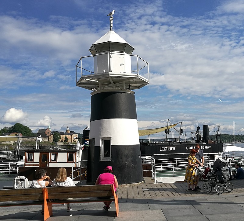 Aker Brygge / Stranden faux lighthouse
Keywords: Faux;Oslo;Norway;Oslofjord