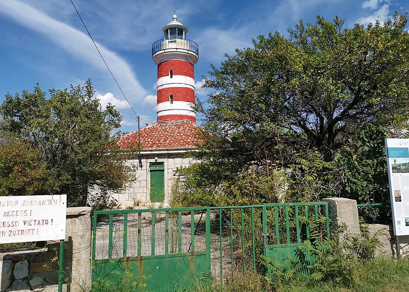 Kraljevica Rt O??tro lighthouse
Keywords: Croatia;Adriatic sea;Krk