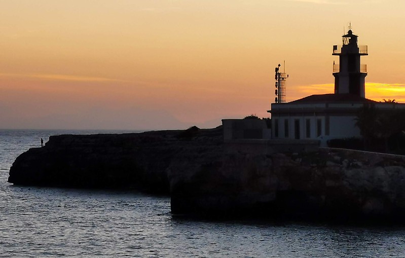 Balearic Islands / Menorca / Ciutadella lighthouse
aka Punta de sa Farola
Keywords: Spain;Menorca;Balearic Islands;Mediterranean sea;Sunset