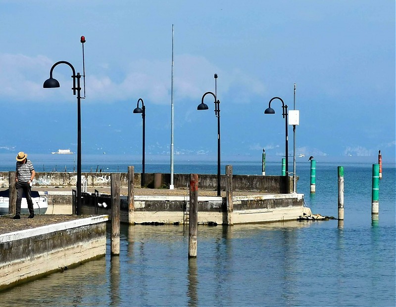 Lake Garda / Porto di Lugana light
Keywords: Italy;Lake Garda;Lombardy