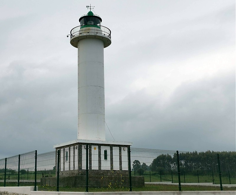 Cabo Lastres Lighthouse
Keywords: Spain;Bay of Biscay;Asturias;Lastres