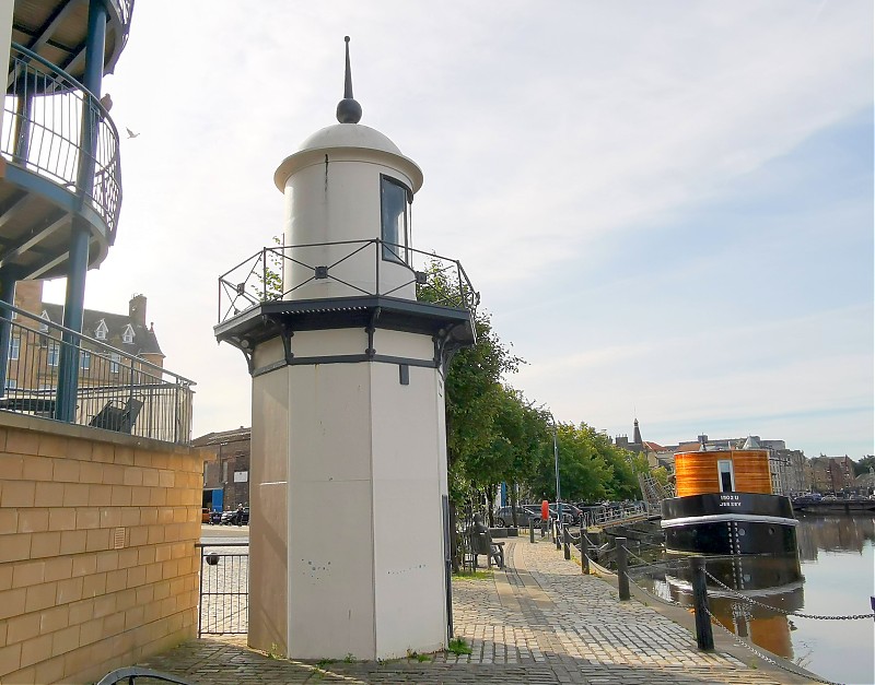 Burntisland / East Breakwater  lighthouse
Keywords: Leith;Edinburgh;Scotland;United Kingdom