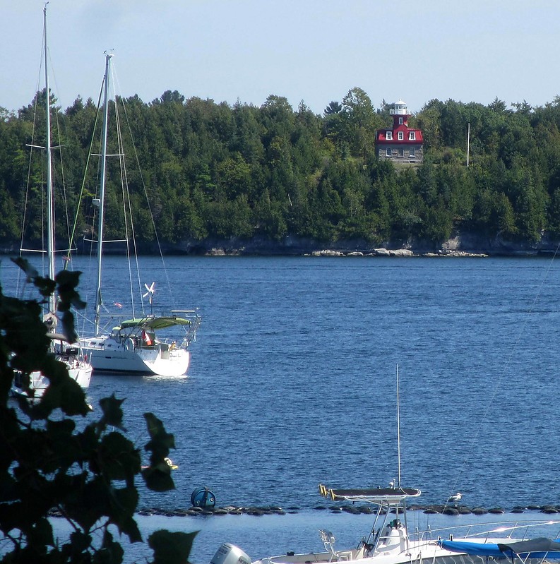 Lake Champlain / Bluff Point (1) Lighthouse
Keywords: Lake Champlain;United States;New York